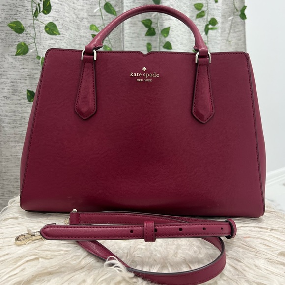 kate spade Handbags - Kate spade purse